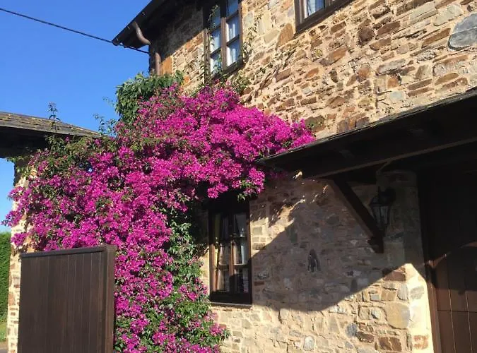 Casa Cachon فندق 3*